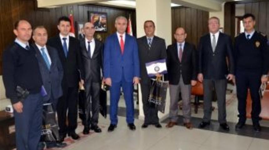 Uşak&rsquo;ta Başarılı Polislere Belge Verildi