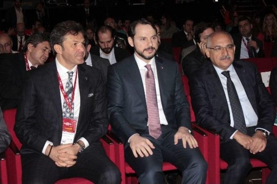 Bakan Berat Albayrak: &ldquo;t&uuml;rkiye&rsquo;de Kaldırdığınız Bir&ccedil;ok Halının Altından Neler &Ccedil;ıkıyor Bir Bilseniz&rdquo;