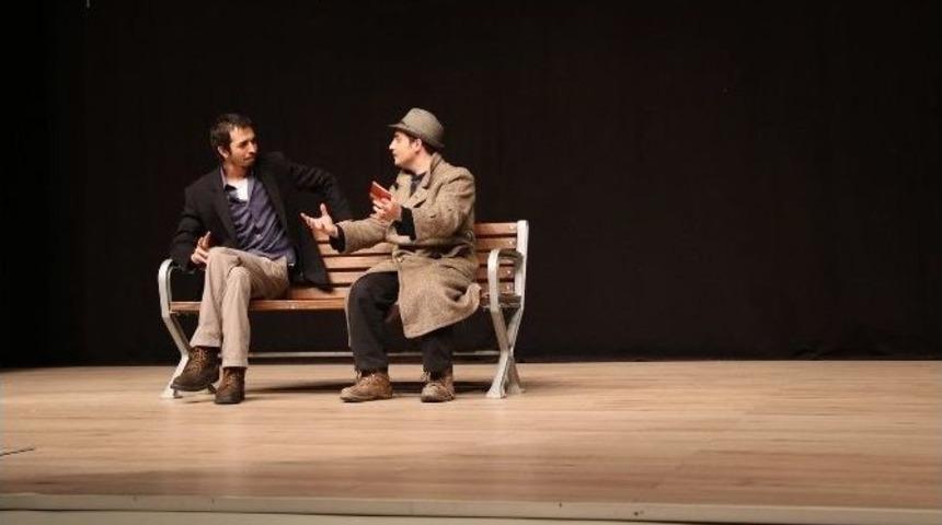 &rsquo;şeytan Bunun Neresinde&rsquo; İkinci Kez Sahnelendi