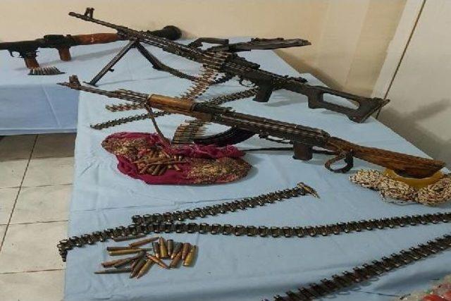 Şemdinli de Toprağa G&ouml;m&uuml;l&uuml; Silah Ve M&uuml;himmat Bulundu 2