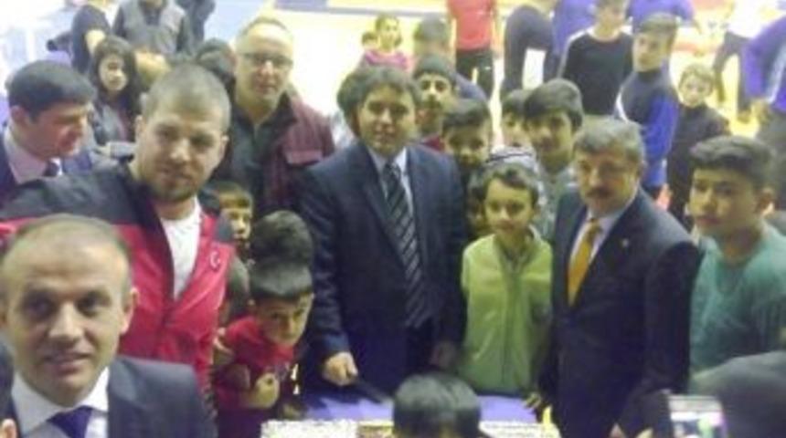 G&uuml;reş&ccedil;ilerden Kaymakama S&uuml;rpriz Veda