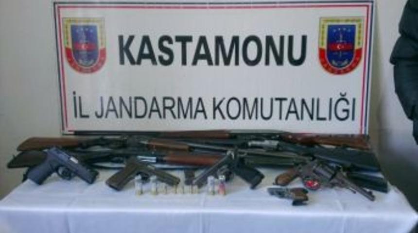 Taşk&ouml;pr&uuml;&rsquo;de Şafak Operasyonu: 5 G&ouml;zaltı