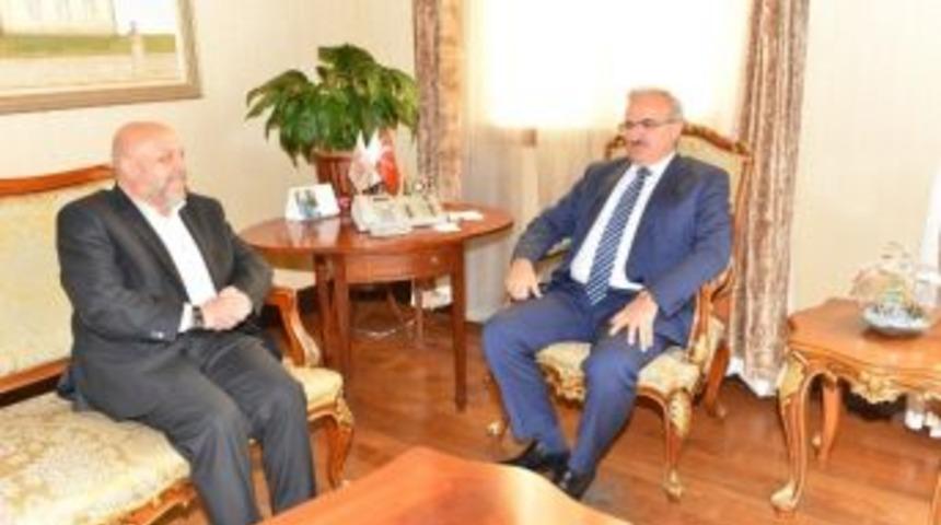 Hak-iş Genel Başkanı Arslan Vali Karaloğlu&rsquo;nu Ziyaret Etti