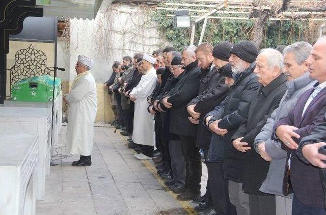 Halep’te Hayatını Kaybedenler İçin Gıyabi Cenaze Namazı