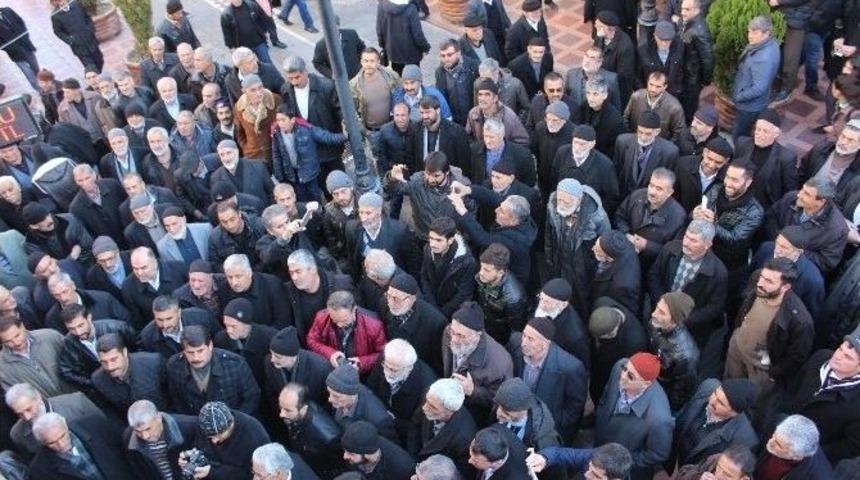 Cuma Namazından Çıkıp Döviz Bozdurdular
