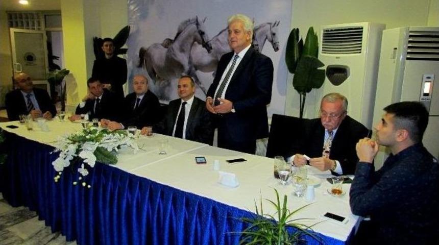 Kaymakam Erkayıran&rsquo;ı &Ccedil;eşme&rsquo;den Uğurlandı