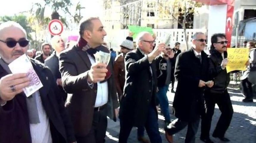 D&ouml;vizini Bozdurana Tek Taş G&uuml;m&uuml;ş Y&uuml;z&uuml;k