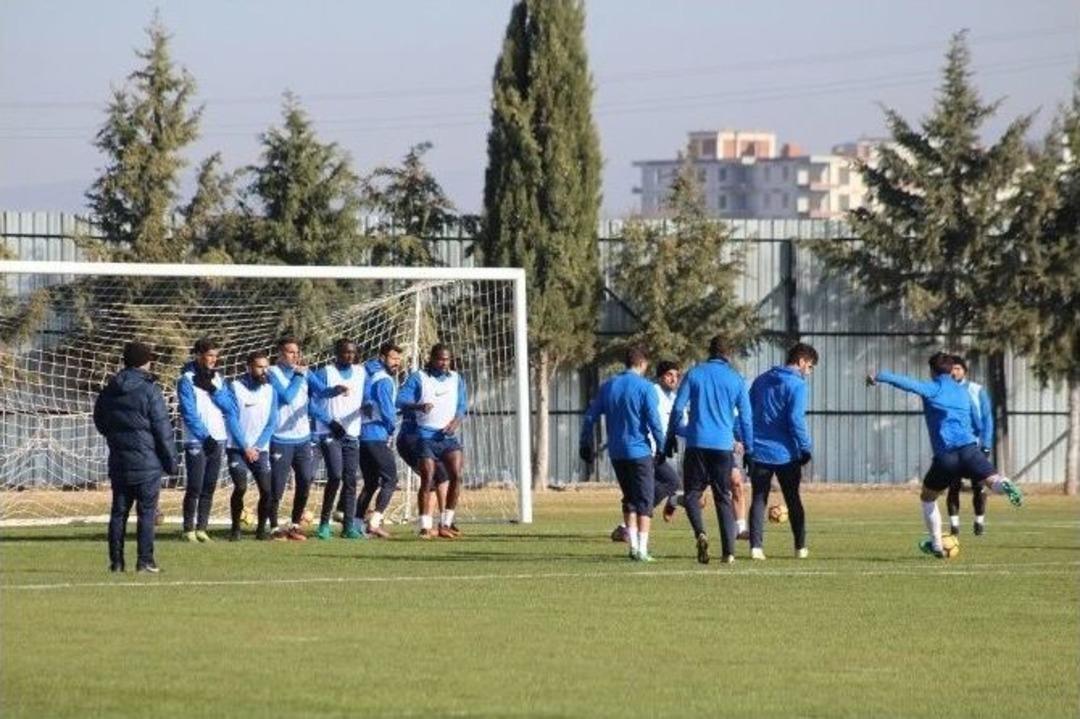 Akhisar Belediyespor, Seriyi S&uuml;rd&uuml;rmek İstiyor