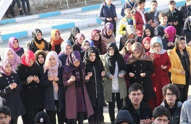 &Ccedil;orumlu &Ouml;ğrencilerden Halep&rsquo;e 1 Tır Dolusu Yardım 2