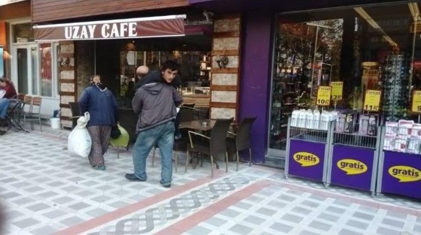 &lsquo;baba&rsquo; Kelimesinin Anlam Bulduğu Adam