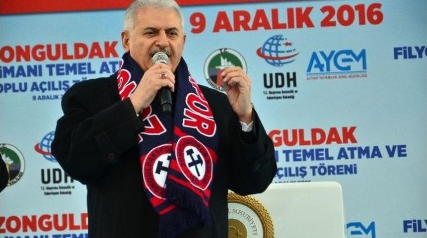 Başbakan Yıldırım: &ldquo;t&uuml;rkiye&rsquo;nin &Uuml;&ccedil;&uuml;nc&uuml; B&uuml;y&uuml;k Liman Projesinin Temelini Atmaya Geldik&rdquo;