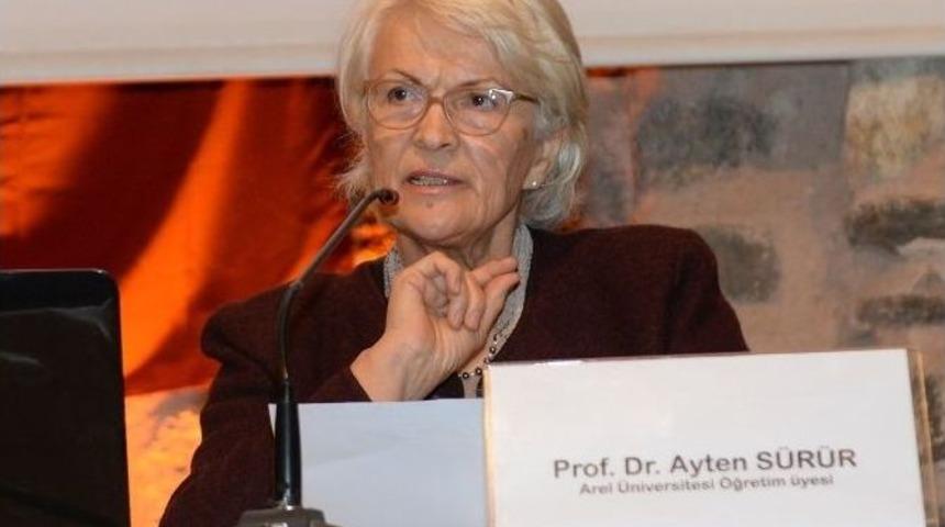 Tarih Konferansında Bursa İpeği Konuşuldu