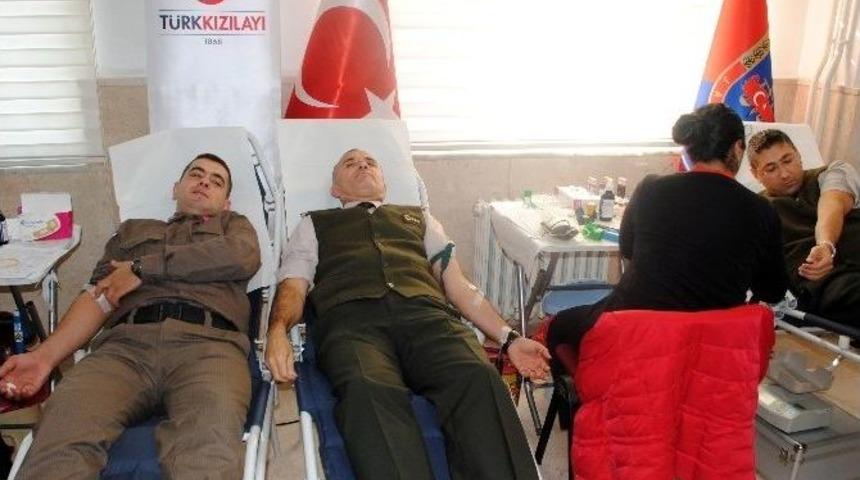 İl Jandarma Komutanlığında Kan Bağışı