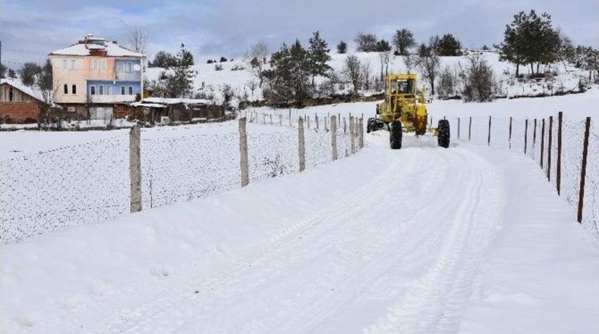 Karab&uuml;k&rsquo;te 28 K&ouml;y Yolu Ulaşıma A&ccedil;ıldı