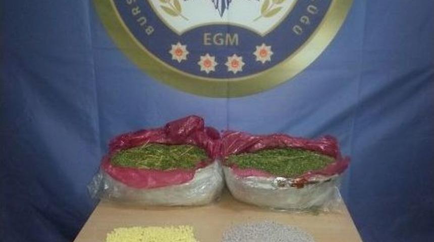 Narkotik Ekiplerinin Operasyonunda 2 Kişi Tutuklandı