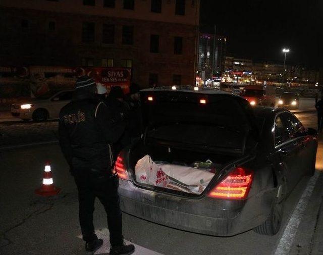 Sivas&rsquo;ta Bin 258 Polisle Huzur Operasyonu 1