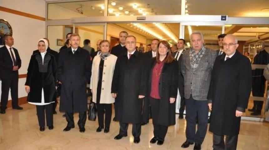 Darbe Girişimini Araştırma Komisyonu, Atat&uuml;rk Havalimanı'nda O Akşam &Ccedil;alışan Personeli Dinledi