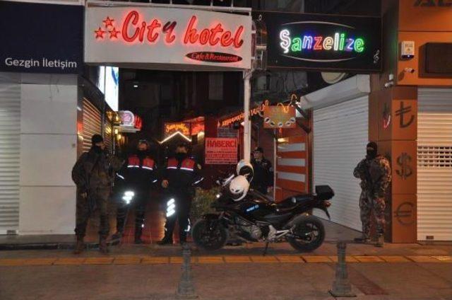 Gaziantep'te Bin 200 Polisle 'huzur Türkiye Uygulaması'