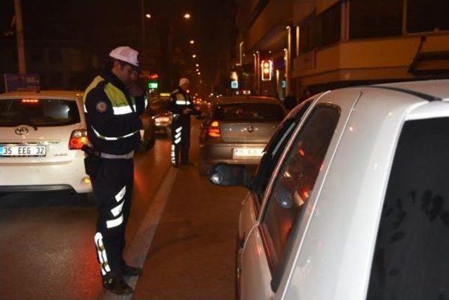 İzmir de Polisten  t&uuml;rkiye Huzur  Uygulaması 1