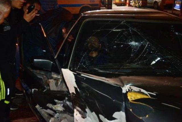 Adana'da Trafik Kazısı: 1 Yaralı