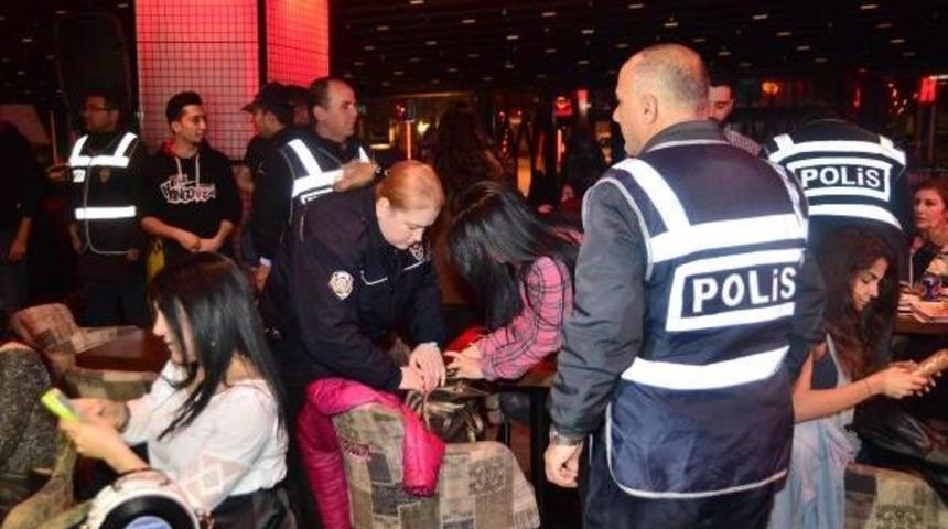 Adana'da 2 Bin Polis Ile 'huzur' Uygulaması