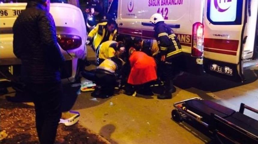 Kilis&rsquo;te Trafik Kazası: 2 Ağır Yaralı