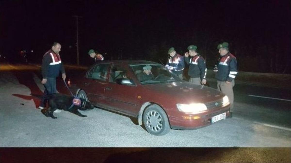 Kuşadası&rsquo;nda Huzur Operasyonunda &Ccedil;eşitli Su&ccedil;lardan Aranan 6 Kişi G&ouml;zaltına Alındı