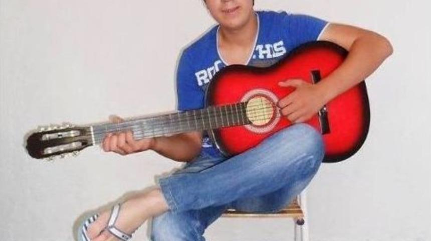 2 Kişinin &Ouml;ld&uuml;ğ&uuml;, 35 Kişinin De Yaralandığı Kazada Sanıklara 8 Yıl Hapis Cezası