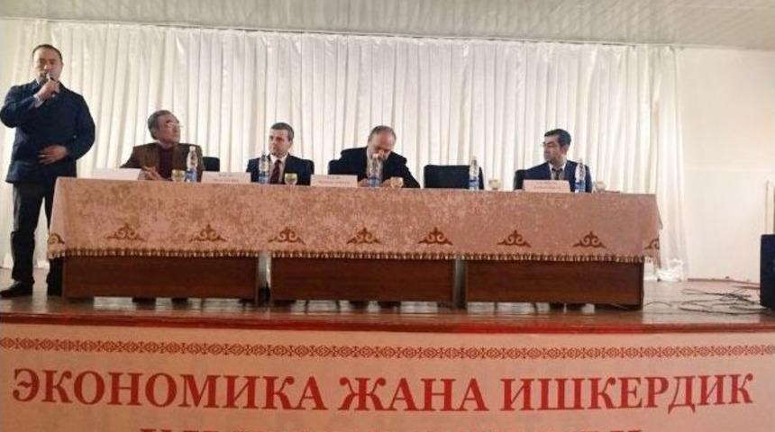 Kırgızistan Ekonomi Ve Girişimcilik Üniversitesinde "hoca Ahmet Yesevi’yi Anlamak" Paneli