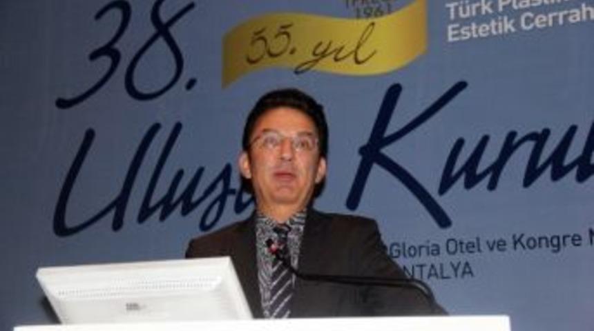 A&ccedil;ık Tenliler, Yaşlılar Ve A&ccedil;ık Havada &Ccedil;alışanlara Kanser Uyarısı