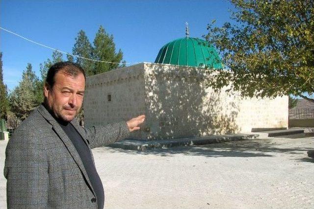 Kudeb&rsquo;den T&uuml;rbelere Restorasyon &Ccedil;alışması 1