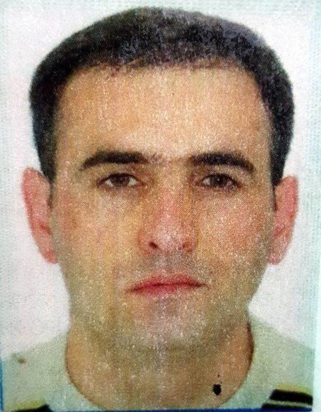 100 Mil A&ccedil;ıkta Gemide Bı&ccedil;aklanan Kaptanı Sahil G&uuml;venlik Kurtardı 3