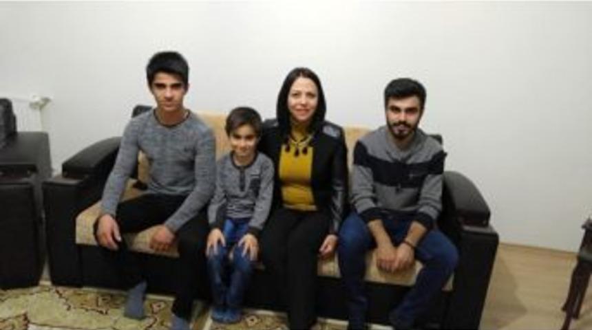 Kadın Kolları Başkanından Recep-tayyip-erdoğan Kardeşlere Ziyaret