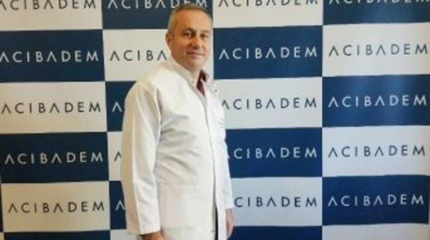 Ciltteki Sarkmalar Karın Germe Ameliyatı İle D&uuml;zeltiliyor