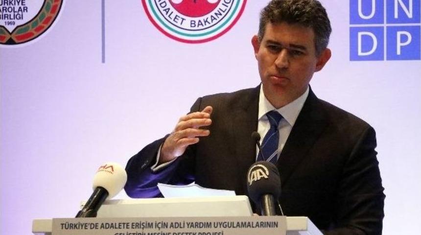 Tbb Başkanı Feyzioğlu: "sığınmacılara En B&uuml;y&uuml;k Fedakarlığı Yargı Mensupları &Uuml;stleniyor"
