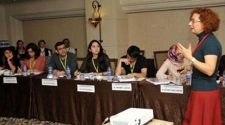 Sa&ccedil; Hastalıklarında Internetten Ila&ccedil; Uyarısı