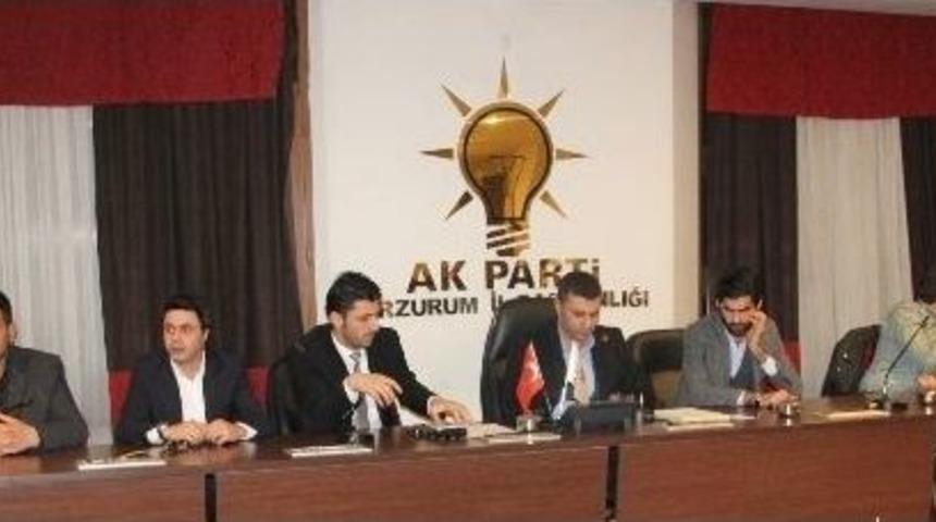 Ak Gen&ccedil;lik&rsquo;te Yeni Y&ouml;netim G&ouml;reve Başladı