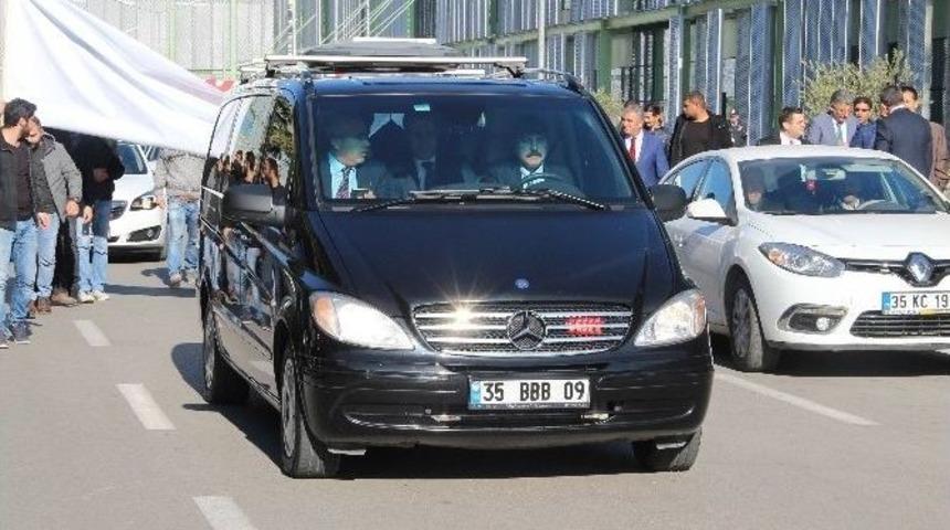 Kılı&ccedil;daroğlu İzmir&rsquo;de