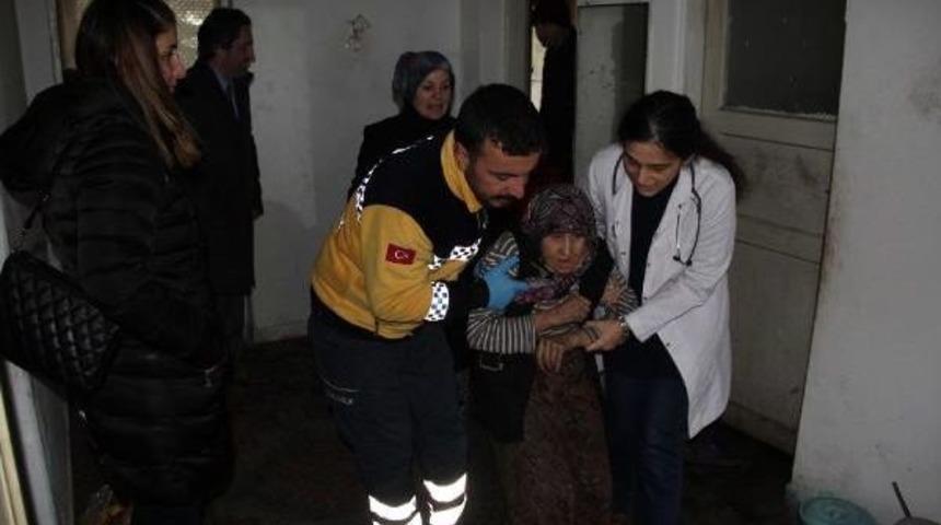 Kimsesiz Anne Ve Engelli Oğluna, Devletten Yardım Eli