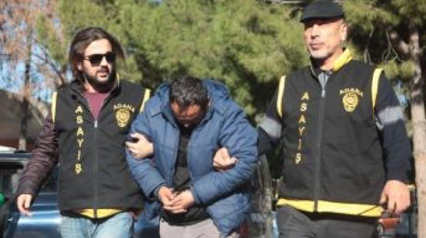 Adana&rsquo;da Ak&uuml; Hırsızı Unuttuğu Cep Telefonu Sayesinde Yakalandı