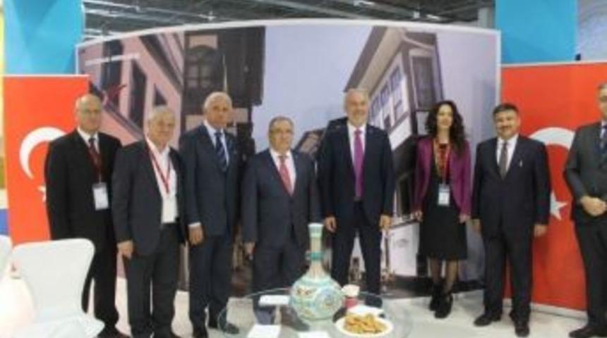 K&uuml;tahya&rsquo;nın &Uuml;r&uuml;nleri İzmir Fuarı&rsquo;nda