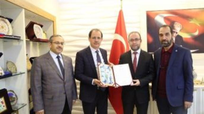 Başarılı &Ouml;ğrenciler Ta&ccedil;landı