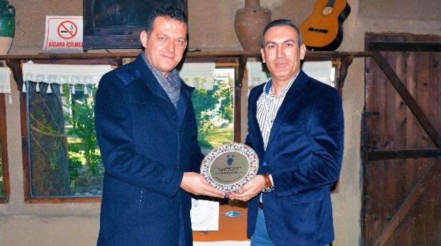 Ortaca Emniyet M&uuml;d&uuml;r&uuml; Ayhan&rsquo;a Plaket