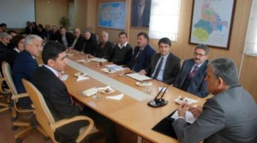 Vali &Ouml;zefe, Halka Hizmet Etme Gayreti Ve Heyecanı İ&ccedil;erisindeyiz