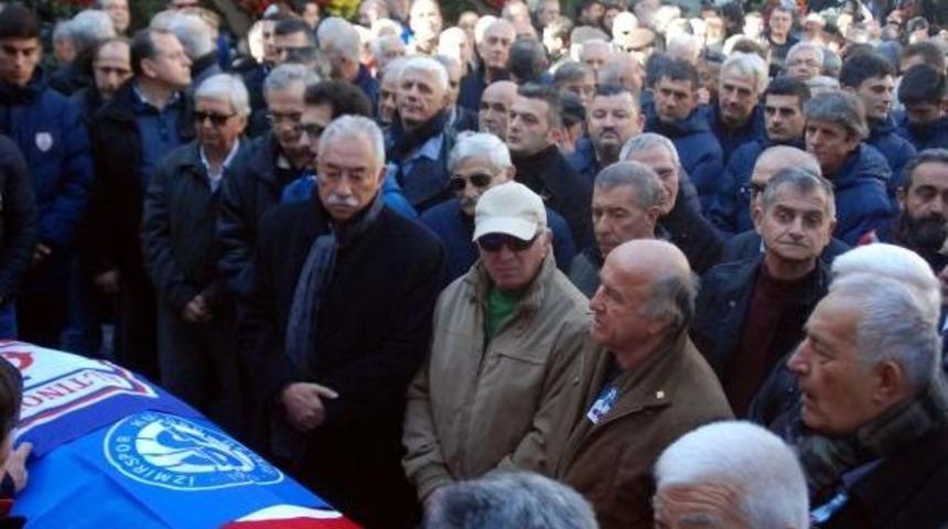 Altınordu'nun Efsane Oyuncusu Erkan Velioğlu Uğurlandı