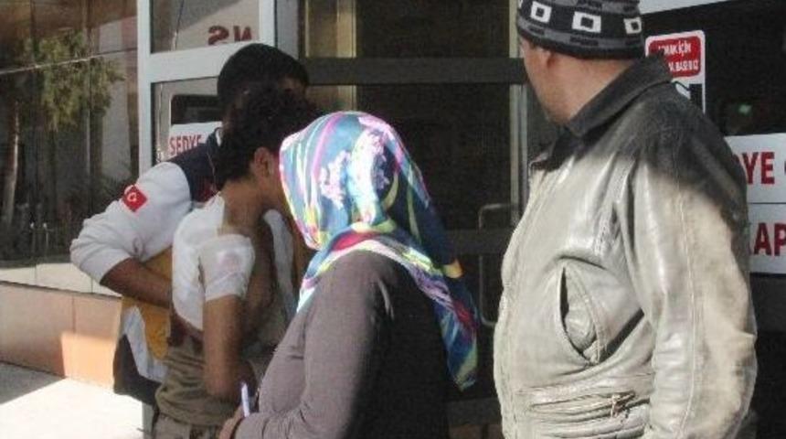 Suriye&rsquo;de &Ccedil;atışmalarda Yaralanan 7 Suriyeli Kilis&rsquo;e Getirildi