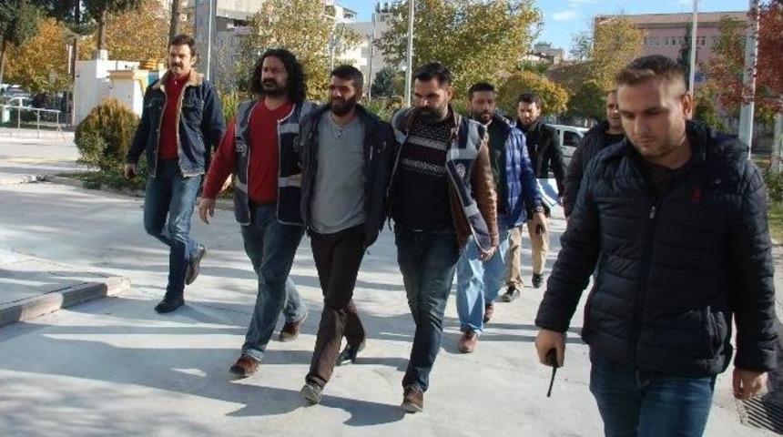 Su&ccedil; Makinesi Tutuklandı