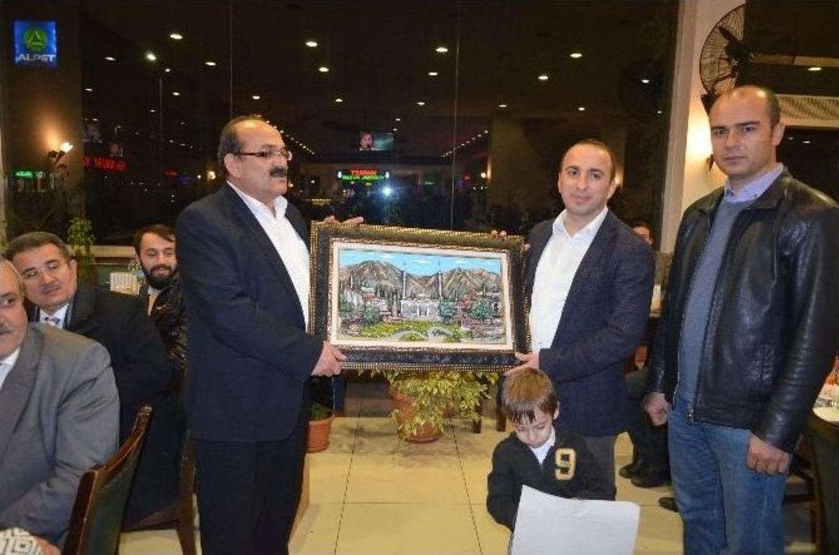 Kargı Kaymakamı Erdoğan İ&ccedil;in Veda Yemeği D&uuml;zenlendi