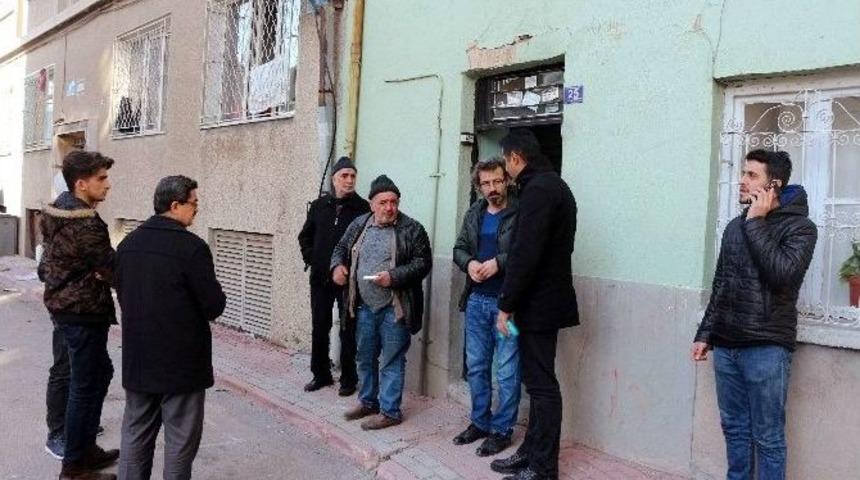 Kalp Krizinden &Ouml;len Liseli Gencin Evinde Yas