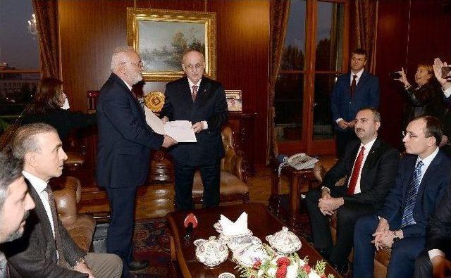 Anayasa Değişikliği Taslak Metni Tbmm Başkanına Sunuldu 3